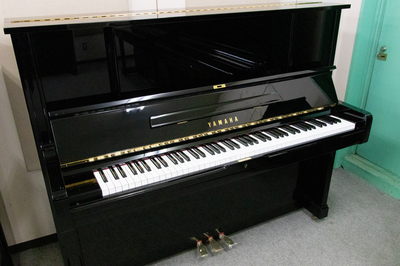 ヤマハ　YAMAHA　UX2中古ピアノ